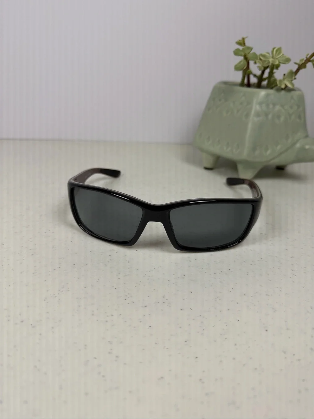 Maui Jim Local Kine Polarized Sunglasses STG-BG Black Burgundy w/ Case